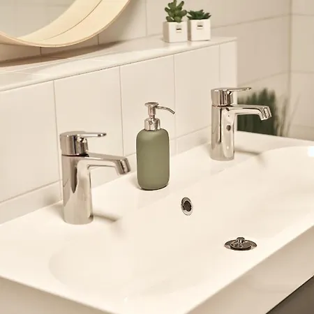 Cityloft - Im Zentrum, Inkl Parkplatz, Netflix, 3-raum Apartment